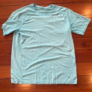 Lululemon teal workout shirt men’s